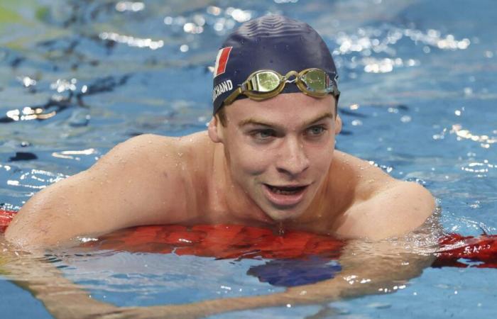 Léon Marchand smashes the short course 200m medley world record