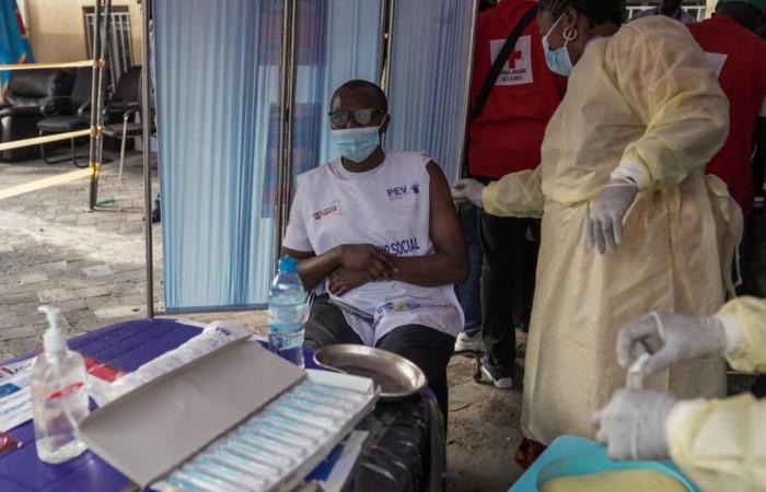 more than 50,000 people vaccinated in DR Congo and Rwanda