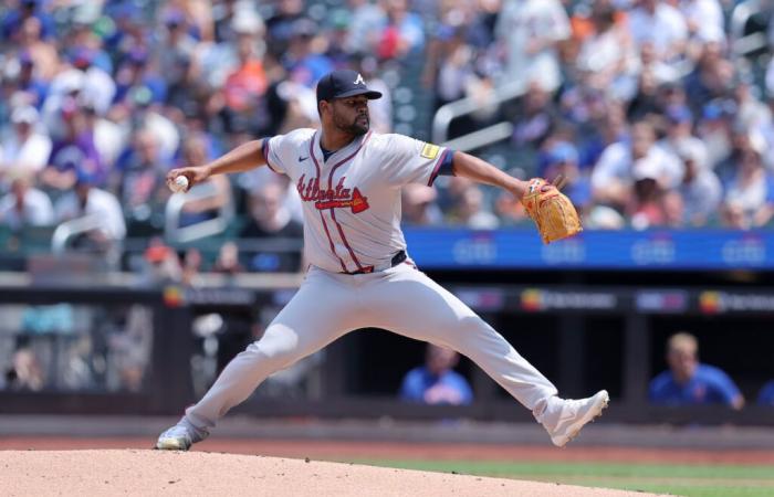 Braves Sign Reynaldo López, Aaron Bummer To New Contracts