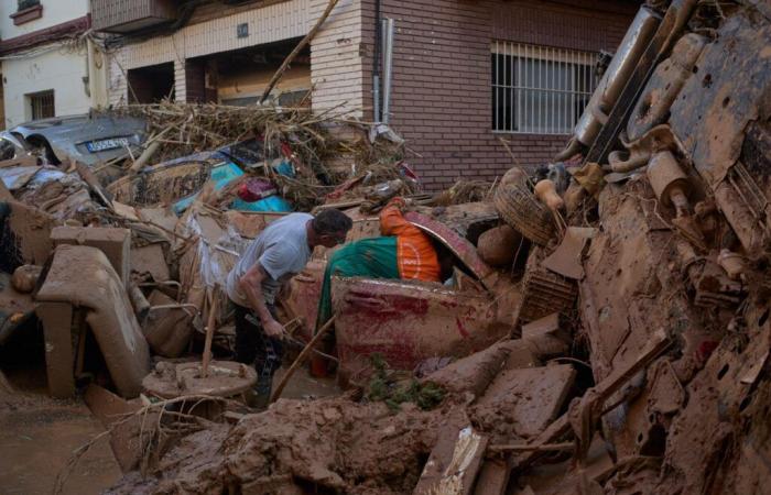 After the floods in Spain, the slow and difficult search for the missing