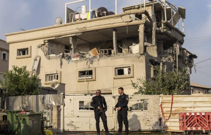 Hezbollah claims to have struck a military intelligence base in Tel Aviv