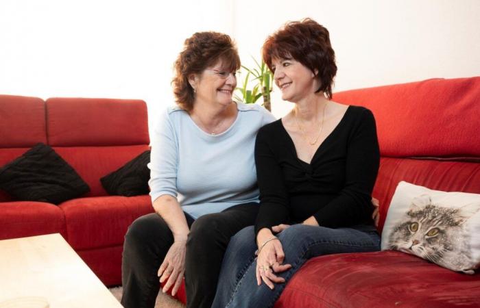 The oldest heart transplant recipient received a kidney from her sister