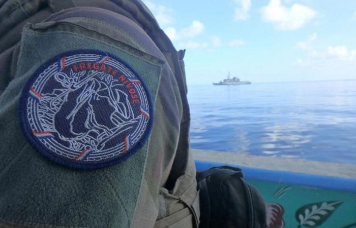 Nearly 200 kilos of drugs seized from a ship off Reunion Island