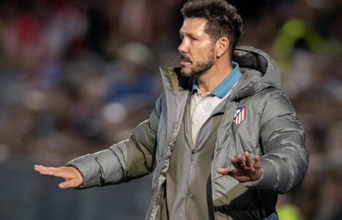 “It makes no sense” to play this weekend, says Simeone after floods in Spain