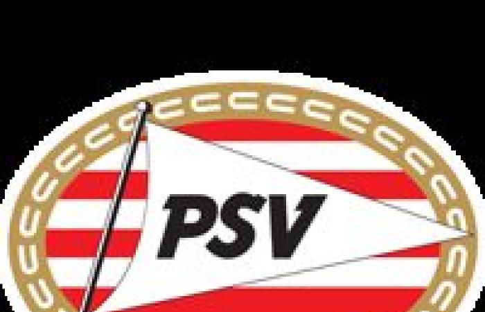 Mika Godts decides exciting Dutch top match against PSV in favor of Ajax