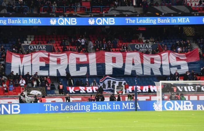 the smashing banner against OM at the Park!