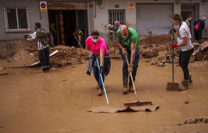 Floods in Spain | At least 211 dead, new military reinforcements dispatched