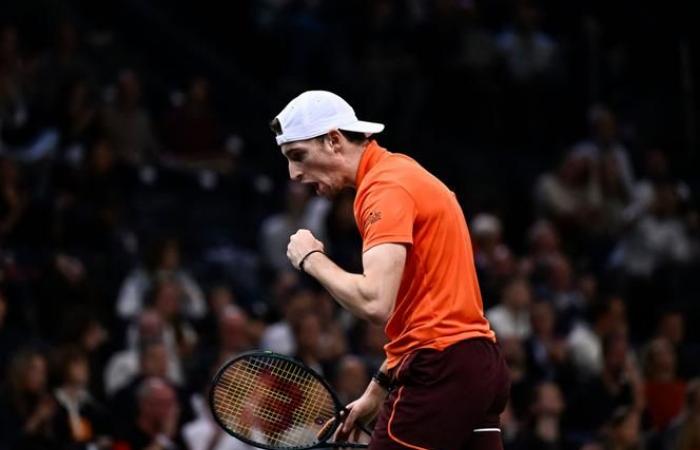 in Bercy, there is no stopping Ugo Humbert, back on the front of the stage