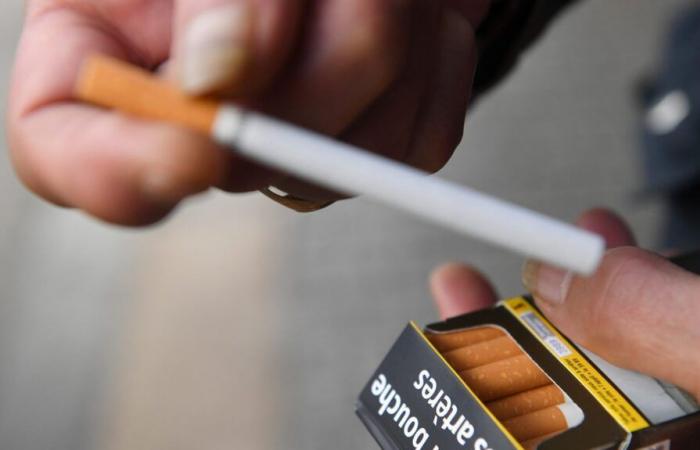 REPORTING. Cost of patches, lack of motivation… Smokers explain what is stopping them from starting the tobacco-free month