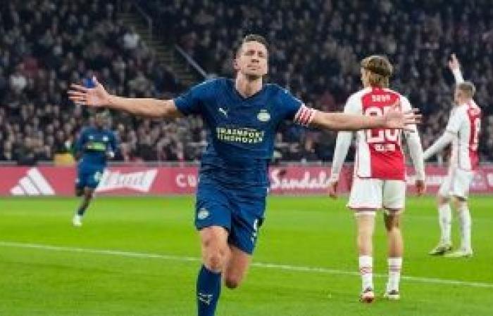 PSV – All About | PSV and Ajax exactly balanced prior to 166th official game