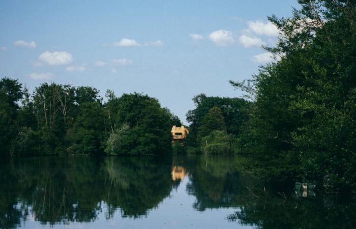 In Chassey-lès-Montbozon, Great Lakes cabins by AW²