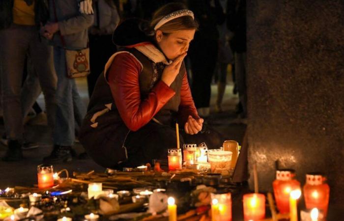 Serbia in mourning after train station roof collapses