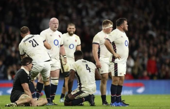 The All Blacks win at the wire against England