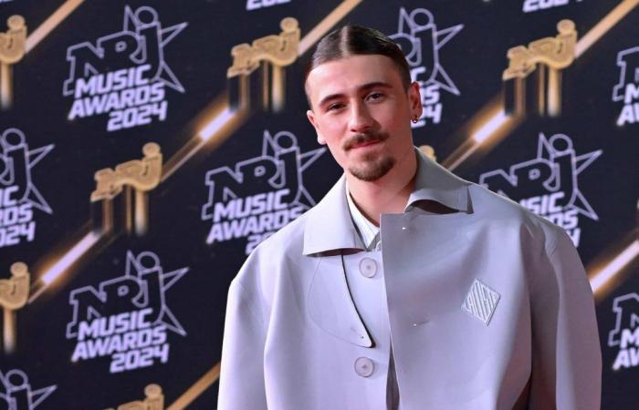 NRJ Music Awards 2024: Pierre Garnier faced with a “hysterical” at the end of the ceremony, the singer no longer knows where to stand