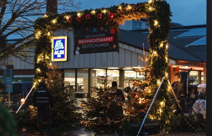 Aldi is holding a cheap Christmas market in Stuttgart