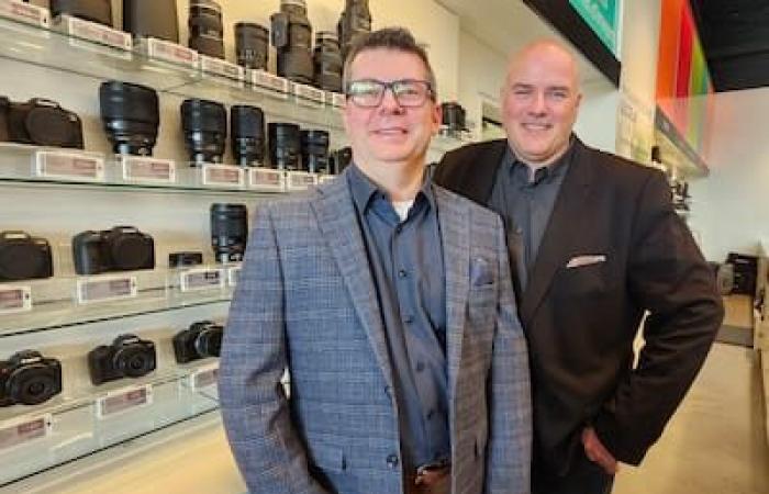 Two Quebecers take over Gosselin Photo to keep the retailer here