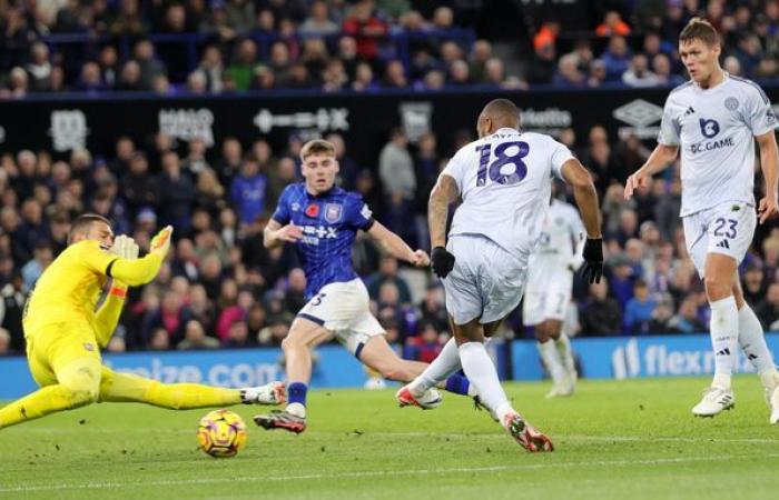 Ayew Snatches A Point In Ipswich