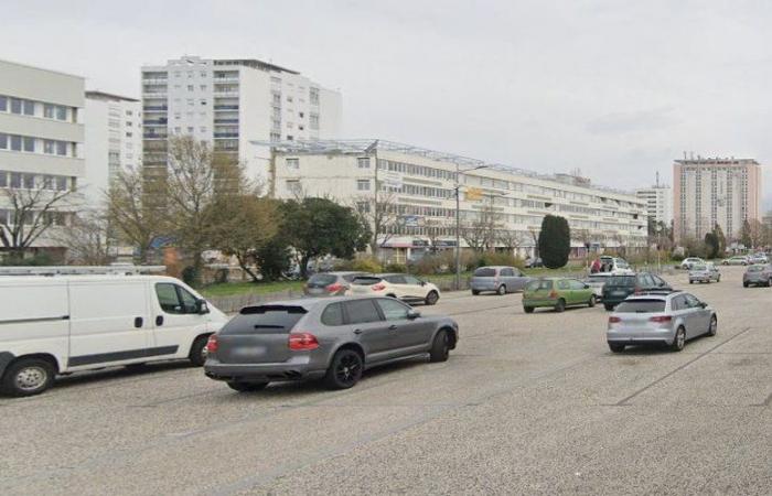 Poitiers shooting: seriously injured 15-year-old boy dies