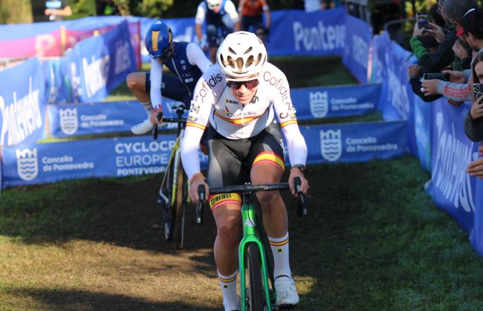 Felipe Orts wins a historic silver in the European Cyclocross in Pontevedra