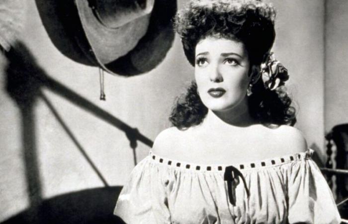 The tragic fate of actress Linda Darnell, burned to death at 41