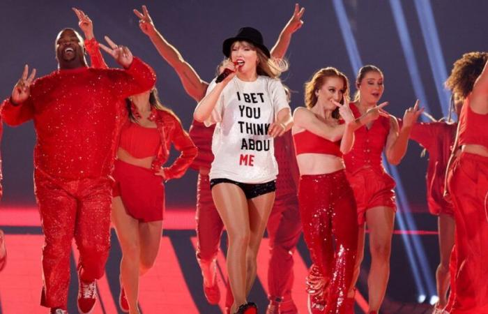 Taylor Swift Gifts ‘Eras Tour’ Hat to Baby She Met on Livestream