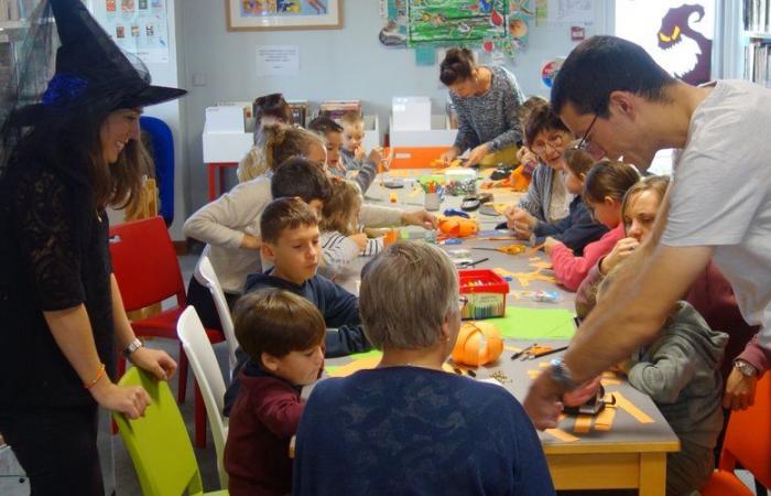 Biars-sur-Cère. The Halloween spirit hovered over the center