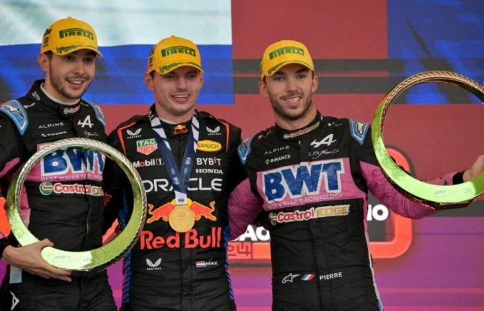 Max Verstappen wins the Brazilian Grand Prix, the French Esteban Ocon and Pierre Gasly complete the podium at the end of a crazy race