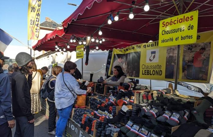 Mystery packages sold by weight and chocolate bars at discounted prices delighted the public at the All Saints' Fair in Puy-en-Velay