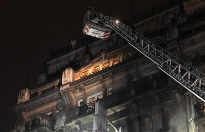 A hotel destroyed by fire, 40 people evacuated: what happened last night in Brussels? (pictures)