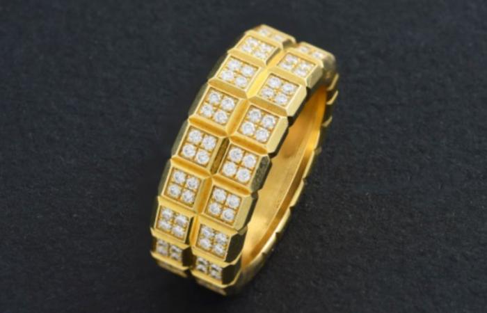 Auction: a gold and diamond ring signed Chopard