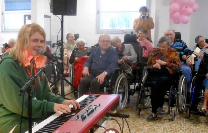 Zaho de Sagazan offers a private concert to residents of a retirement home