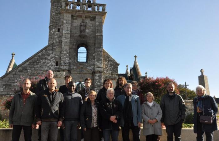 Côtes-d’Armor. After the fire that destroyed the church, a new project to be built in Bringolo