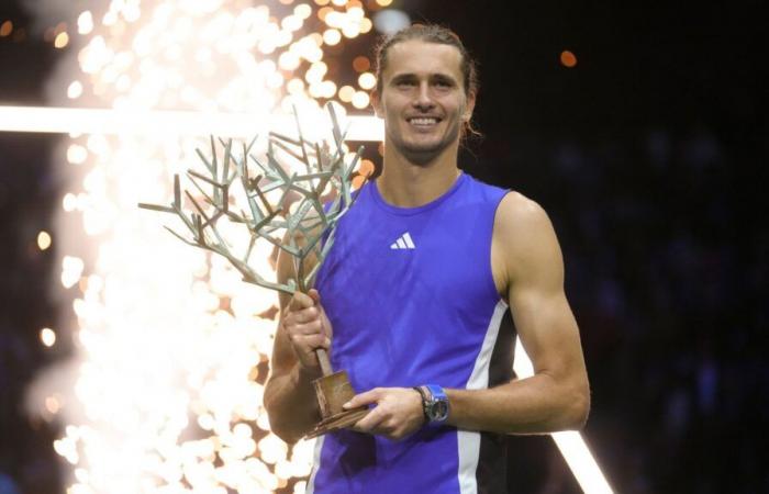 Paris Masters: Alexander Zverev easily dispatches Ugo Humbert to win Paris Masters and take world rankings leap | Tennis News