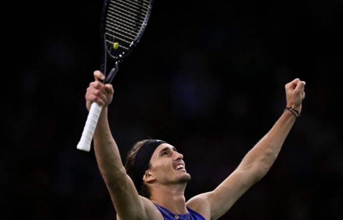 Zverev easily outplays Humbert to win Paris Masters