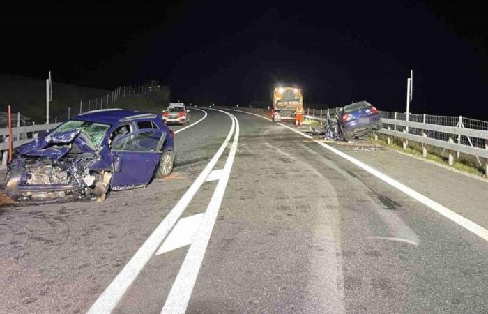 Two dead and five injured after a wrong-way traffic on the A13 in Graubünden – rts.ch