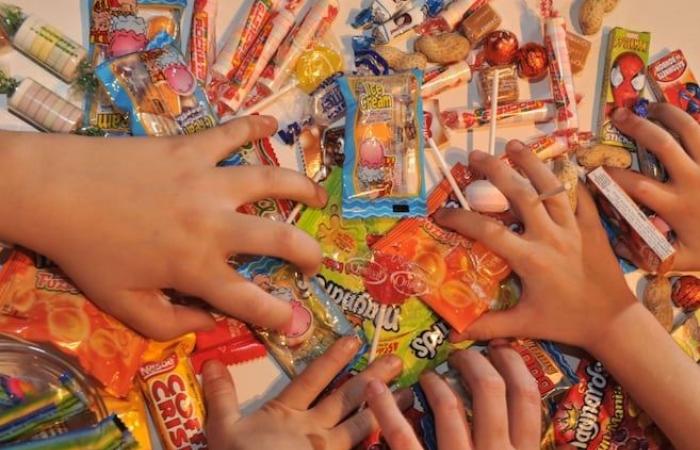 Needles were allegedly found in candy in Estrie