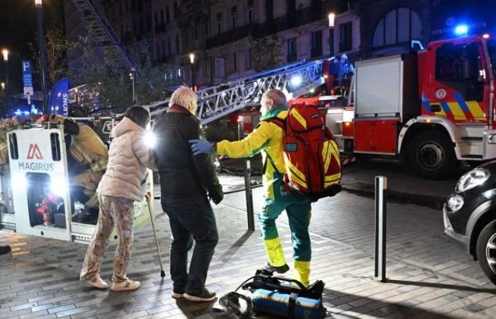 A fire devastates a hotel in the center of Brussels: dozens of people evacuated