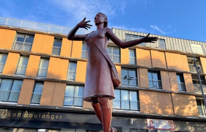 Heritage of Lille. Who represents this statue of a young girl who welcomes you to Fives?