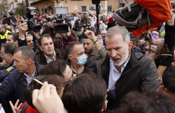 Floods in Spain: the king and queen end their visit