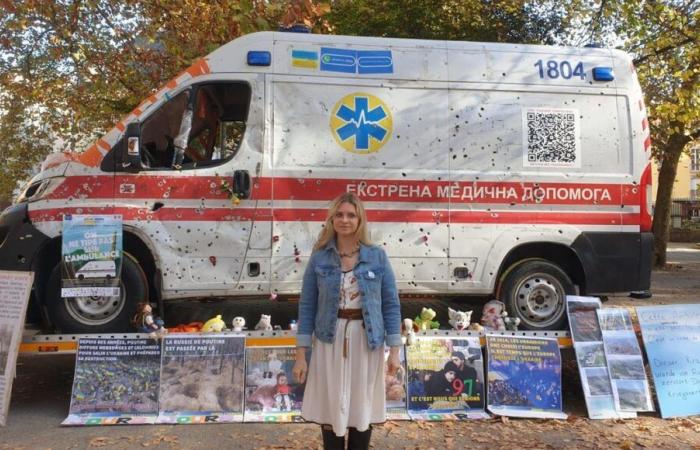 War in Ukraine: a bullet-riddled ambulance on display in Grenoble