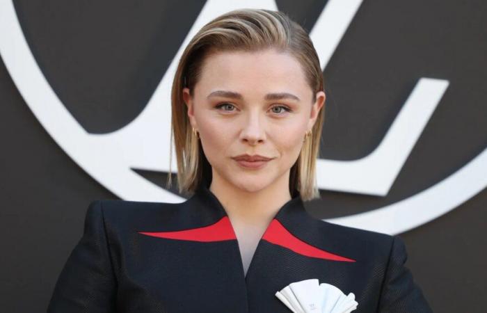 Chloe Grace Moretz comes out as gay while endorsing Harris