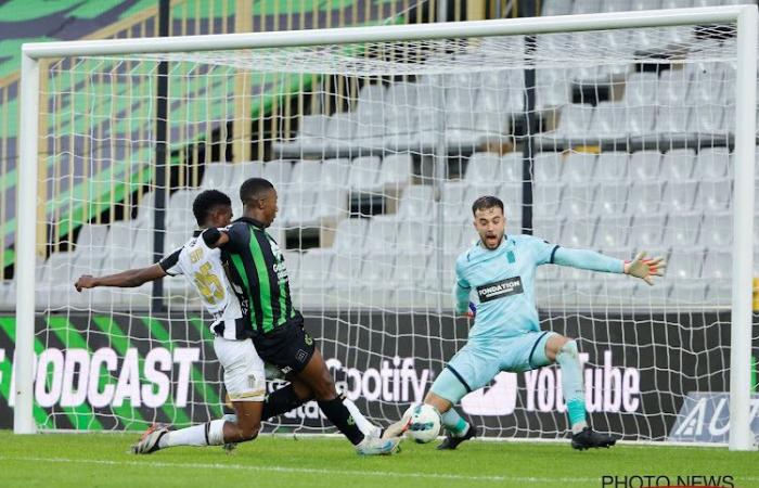 Charleroi first saved by its third 20-year-old goalkeeper, then punished by Cercle: the Zebras are in the red zone!