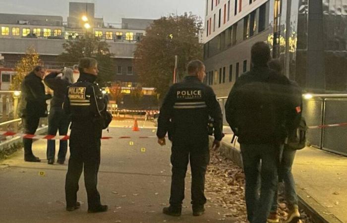 After the stabbings which left one dead in Rennes, an 18-year-old man surrendered