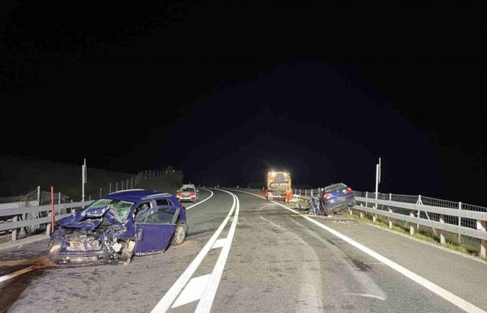 Two dead and five injured in head-on collision in Andeer GR