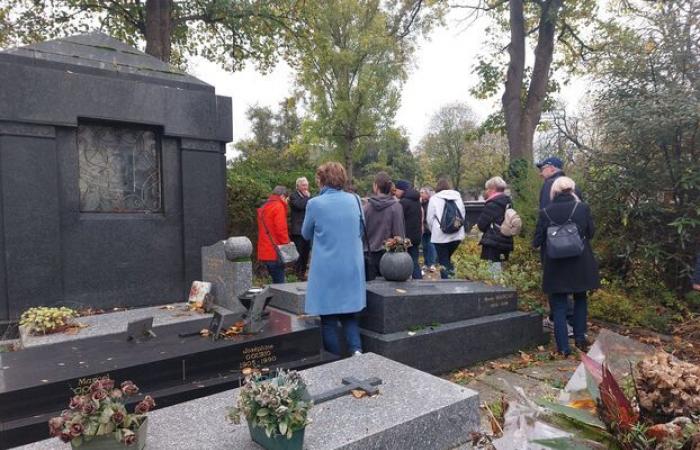 Legends, celebrities, unusual burials… Discover the secrets of Père-Lachaise in comics