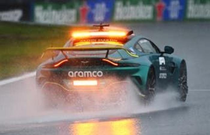 F1 2024 Brazilian Grand Prix LIVE: New qualifying schedule and start time after heavy rain at Sao Paulo