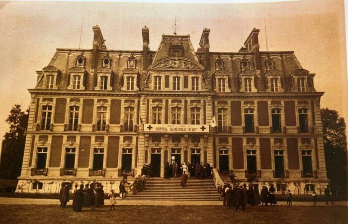 Between the 9th and 20th centuries, castle life in Eure offered dozens of jobs