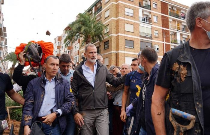 Floods in Spain | Leaders faced with crowd anger