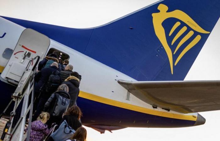 Ryanair plans to carry fewer passengers than expected next year