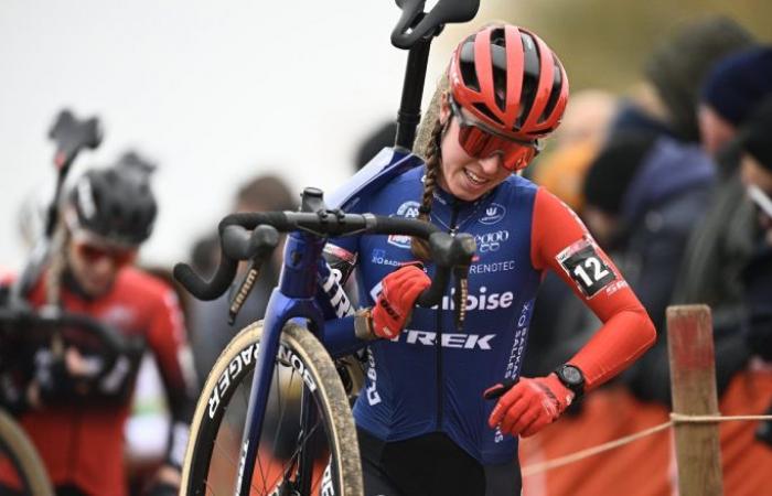 Cycling. Cyclo-cross – Shirin van Anrooij absent for at least six months!